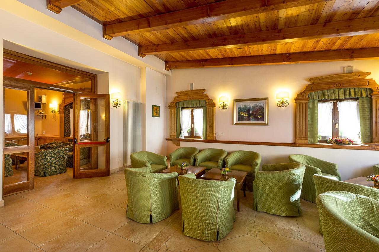 Hotel Trieste Roccaraso Exterior foto