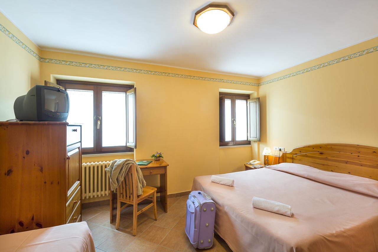 Hotel Trieste Roccaraso Exterior foto